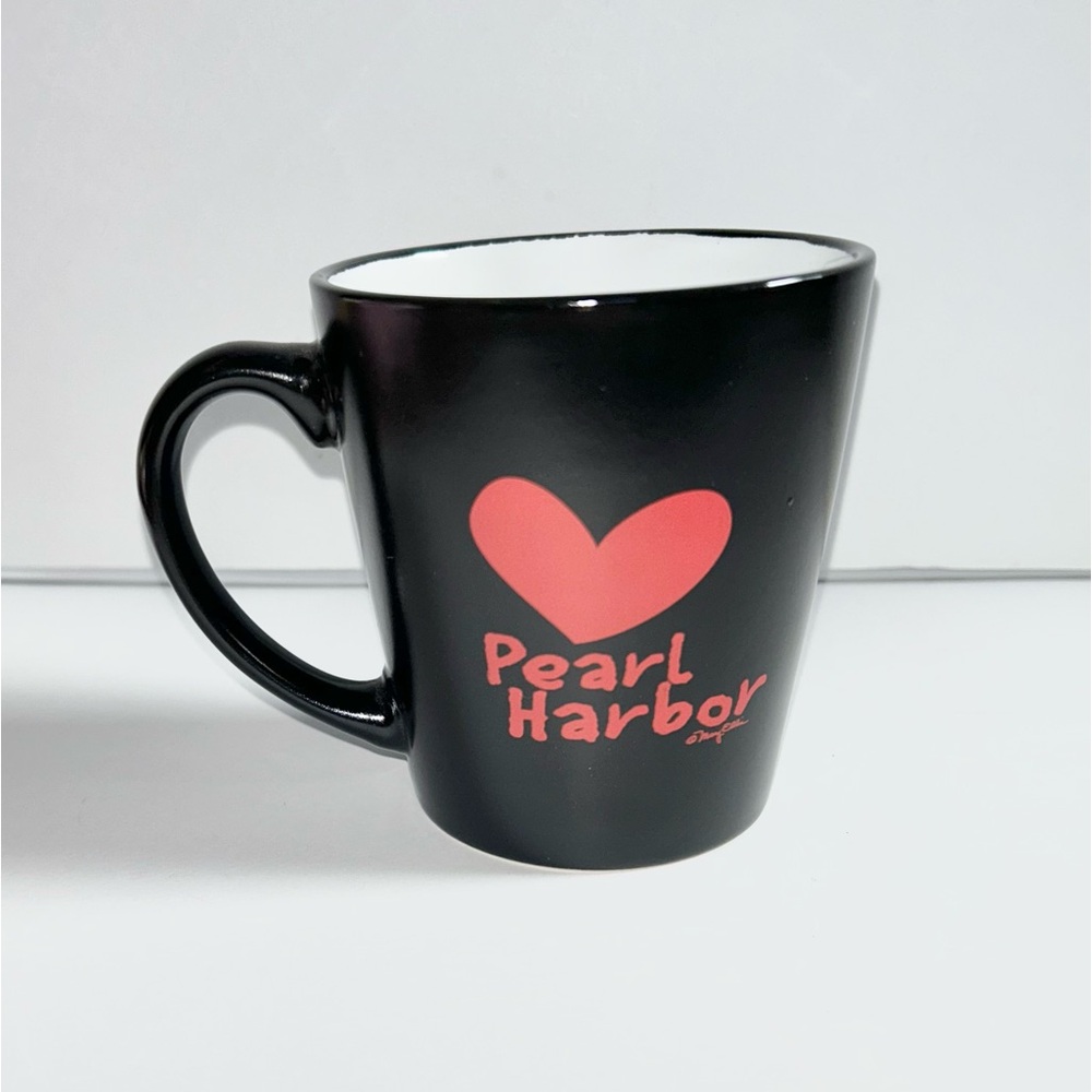 I Love Pearl Harbor Black and Red Heart Coffee Cup Mug (NWT)